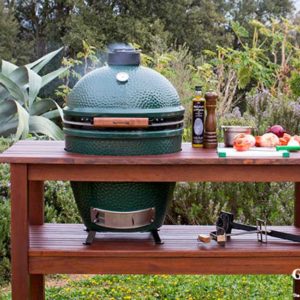 Outdoor Big Green Egg with cart